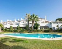 Resale - apartment - Marbella - Nueva Andalucía