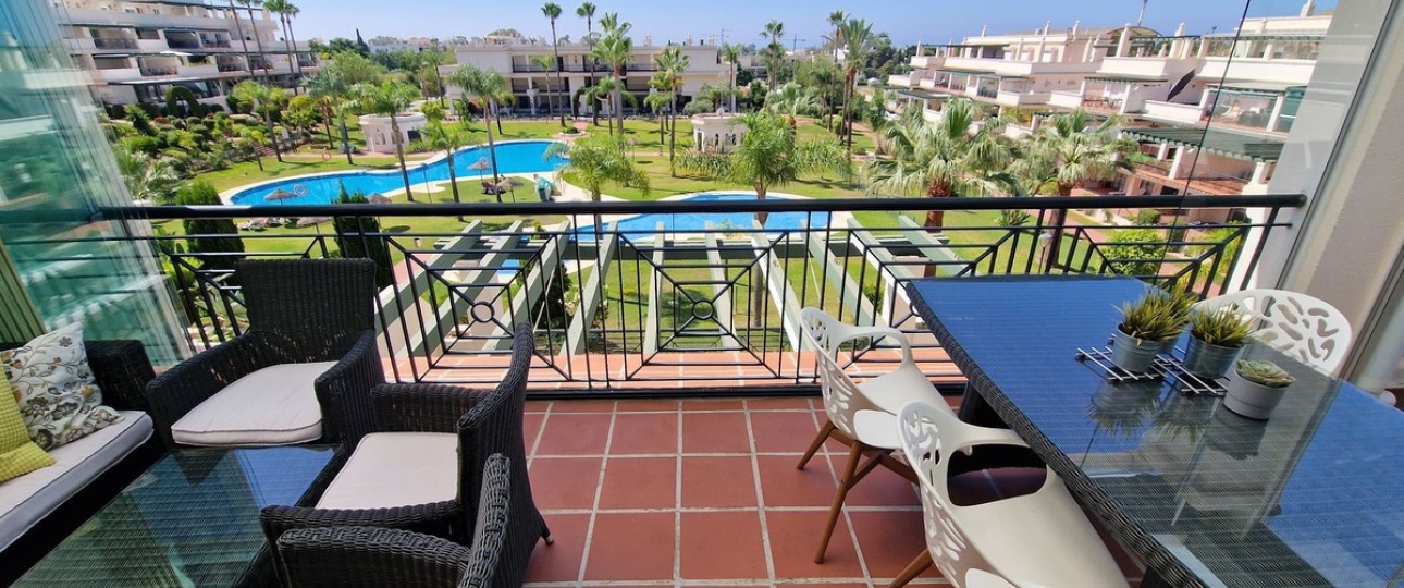 Resale - apartment - Marbella - Nueva Andalucía