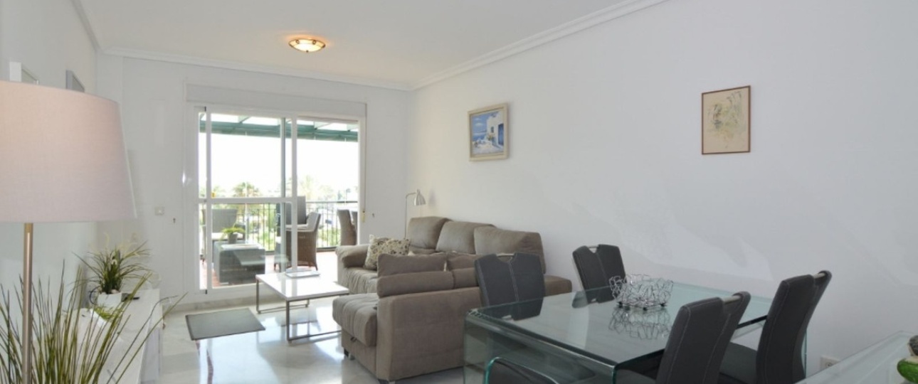 Resale - apartment - Marbella - Nueva Andalucía