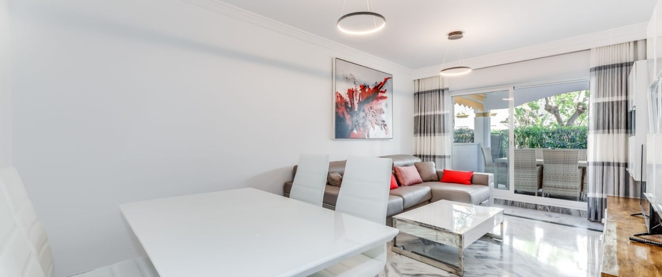Resale - apartment - Marbella - Nueva Andalucía