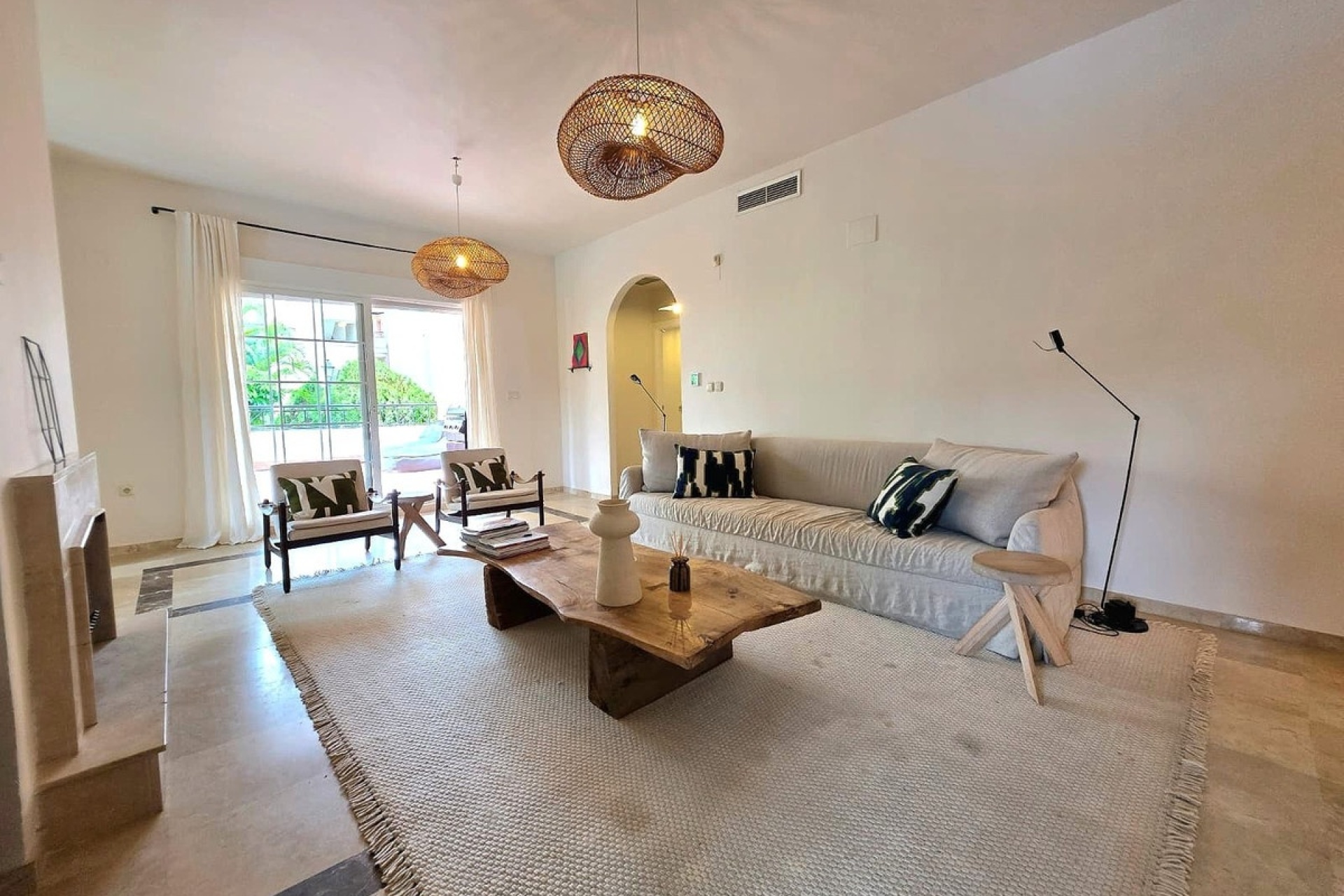 Resale - apartment - Marbella - Nueva Andalucía