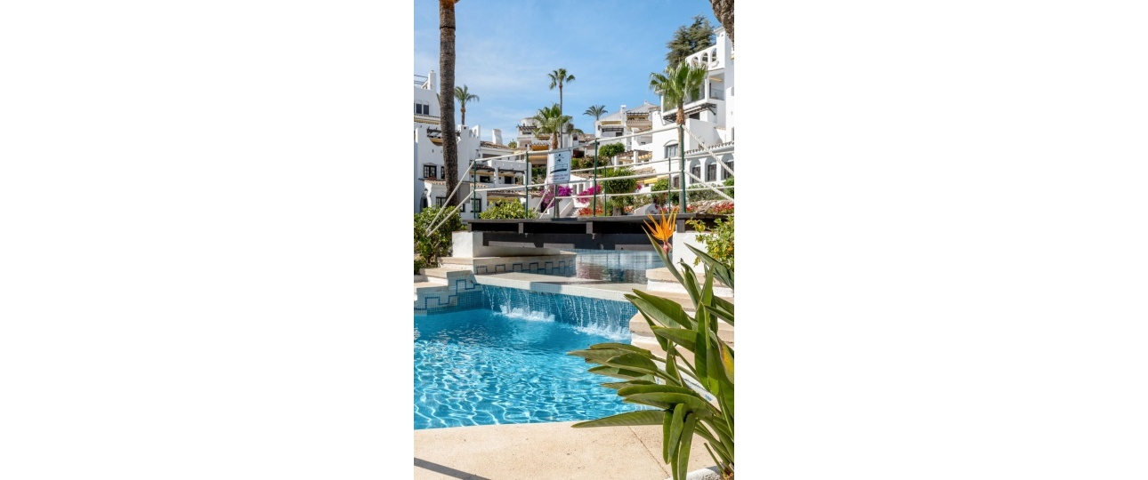 Resale - apartment - Marbella - Nueva Andalucía