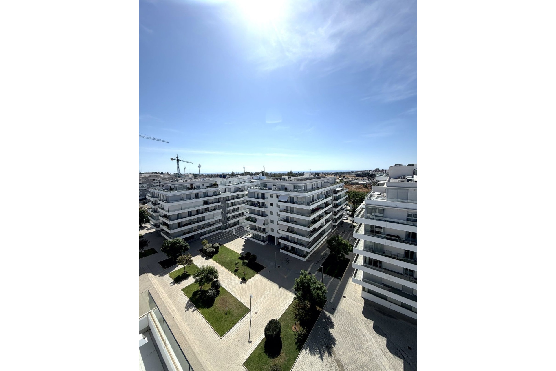 Resale - apartment - Marbella - Nueva Andalucía
