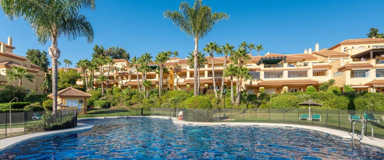 Resale - apartment - Marbella - Nueva Andalucía