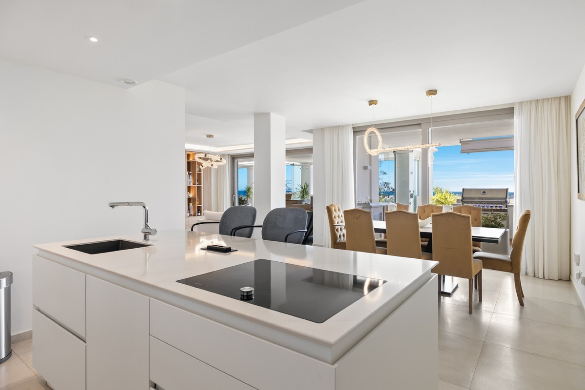 Resale - apartment - Marbella - Nueva Andalucía