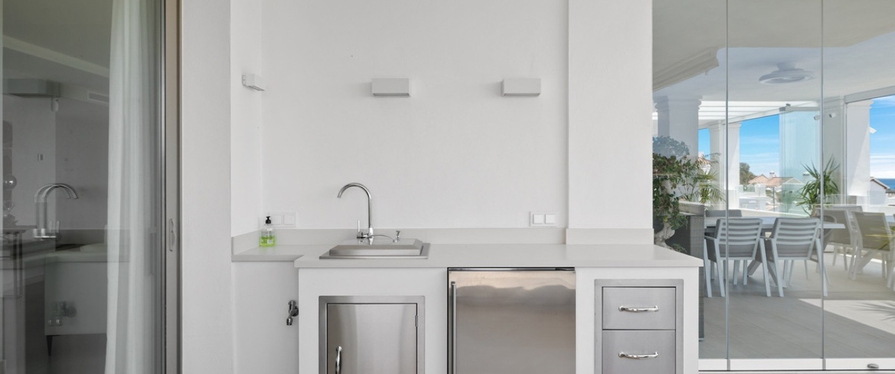 Resale - apartment - Marbella - Nueva Andalucía