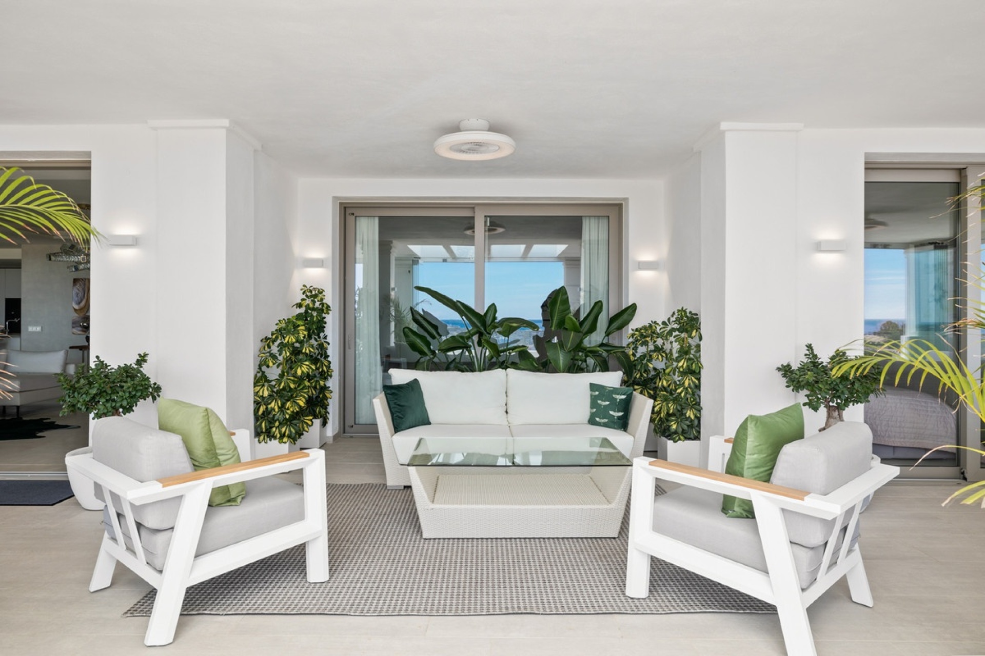 Resale - apartment - Marbella - Nueva Andalucía