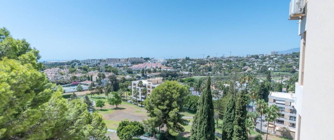 Resale - apartment - Marbella - Nueva Andalucía