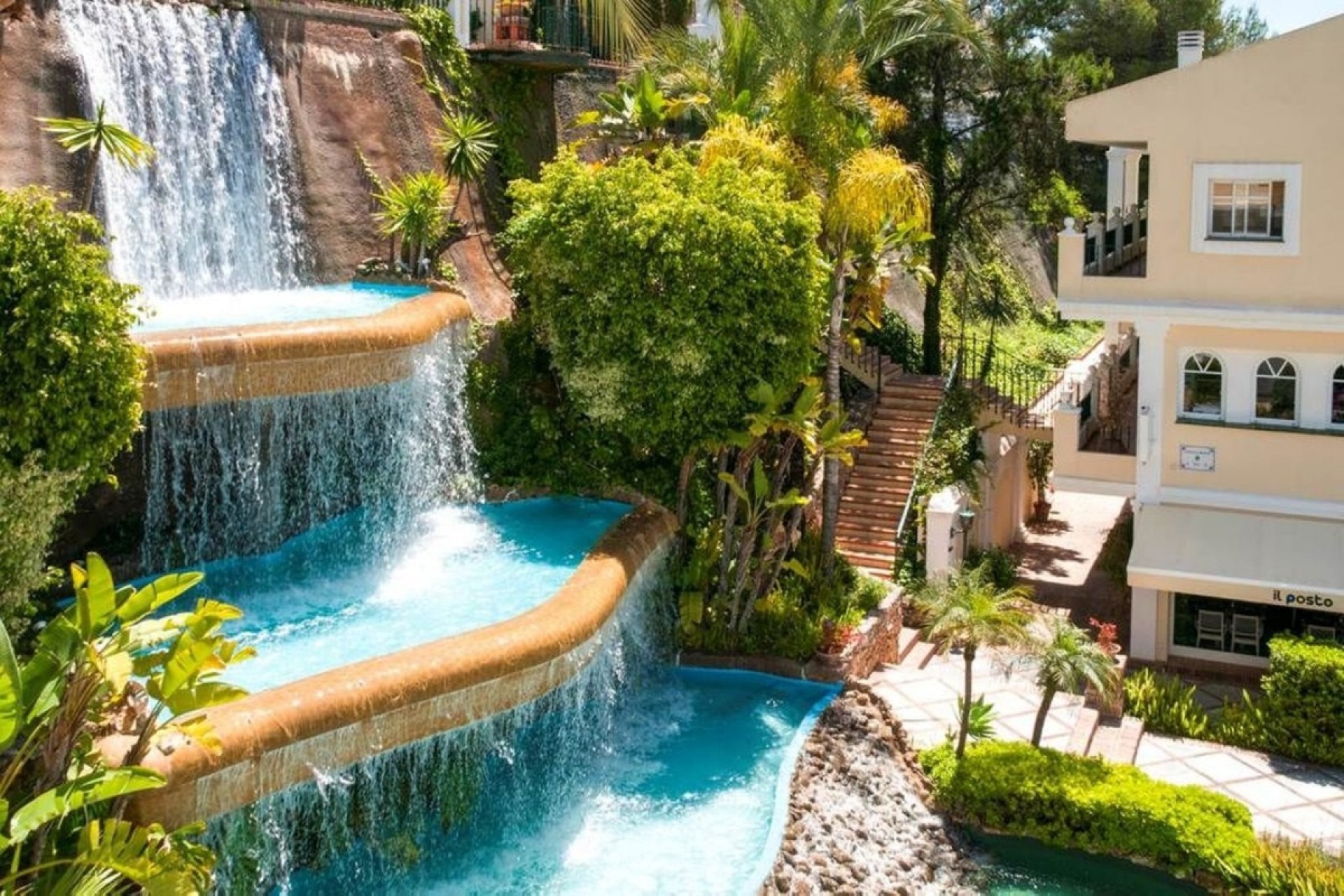 Resale - apartment - Marbella - Nueva Andalucía