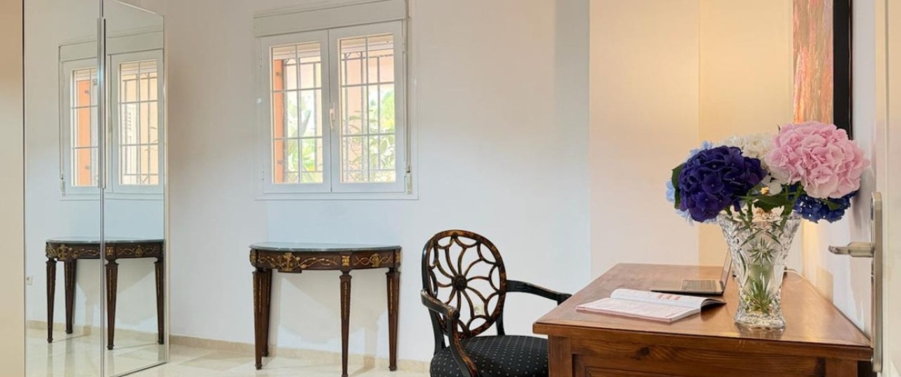 Resale - apartment - Marbella - Nueva Andalucía