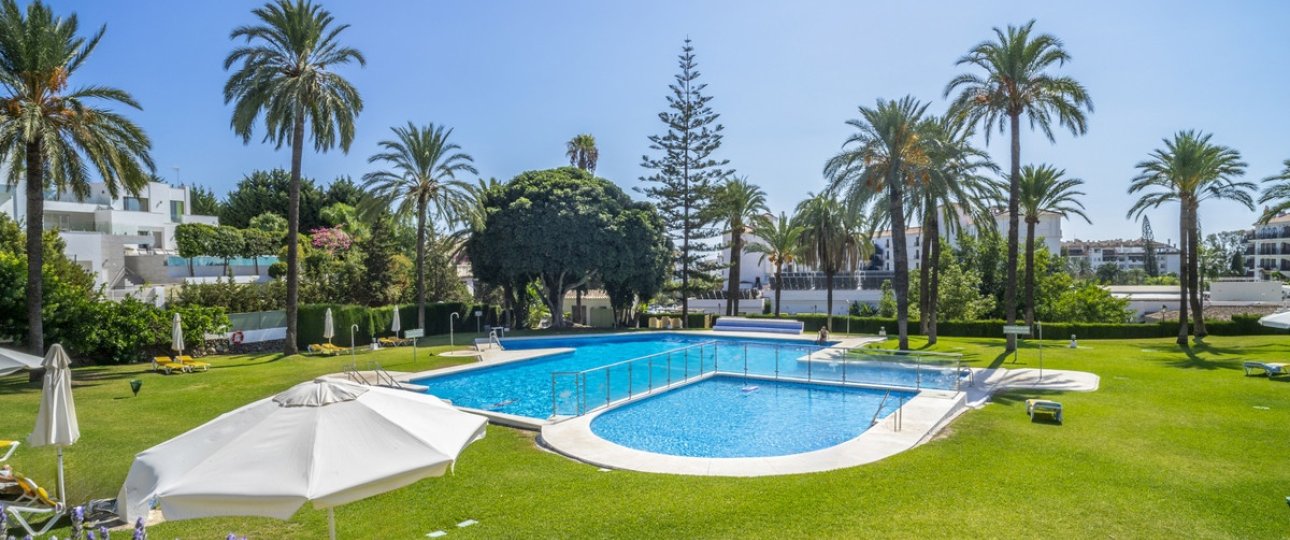 Resale - apartment - Marbella - Nueva Andalucía