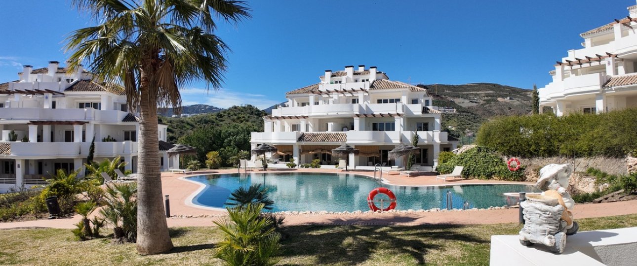 Resale - apartment - Marbella - Nueva Andalucía