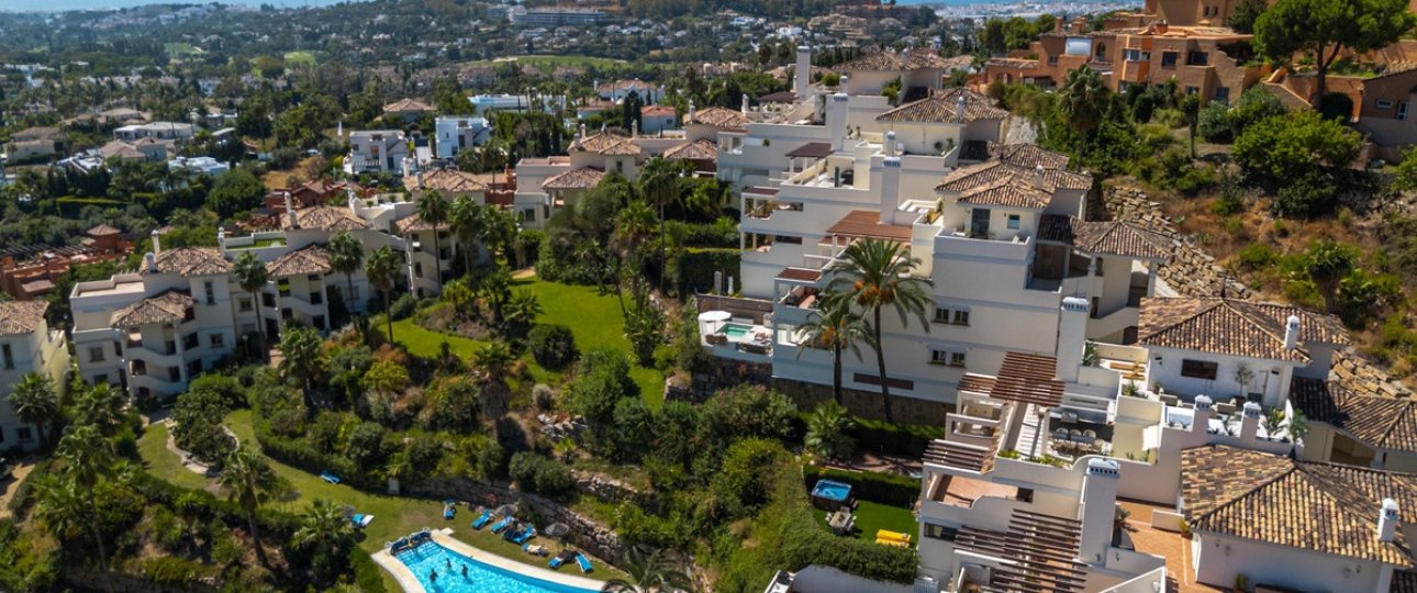 Resale - apartment - Marbella - Nueva Andalucía