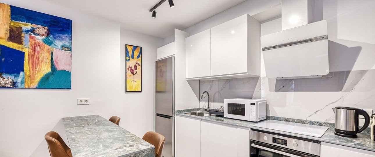 Resale - apartment - Marbella - Puerto Banús