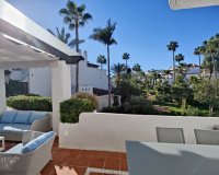 Resale - apartment - Marbella - Puerto Banús