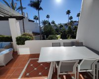 Resale - apartment - Marbella - Puerto Banús