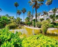 Resale - apartment - Marbella - Puerto Banús