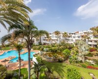 Resale - apartment - Marbella - Puerto Banús