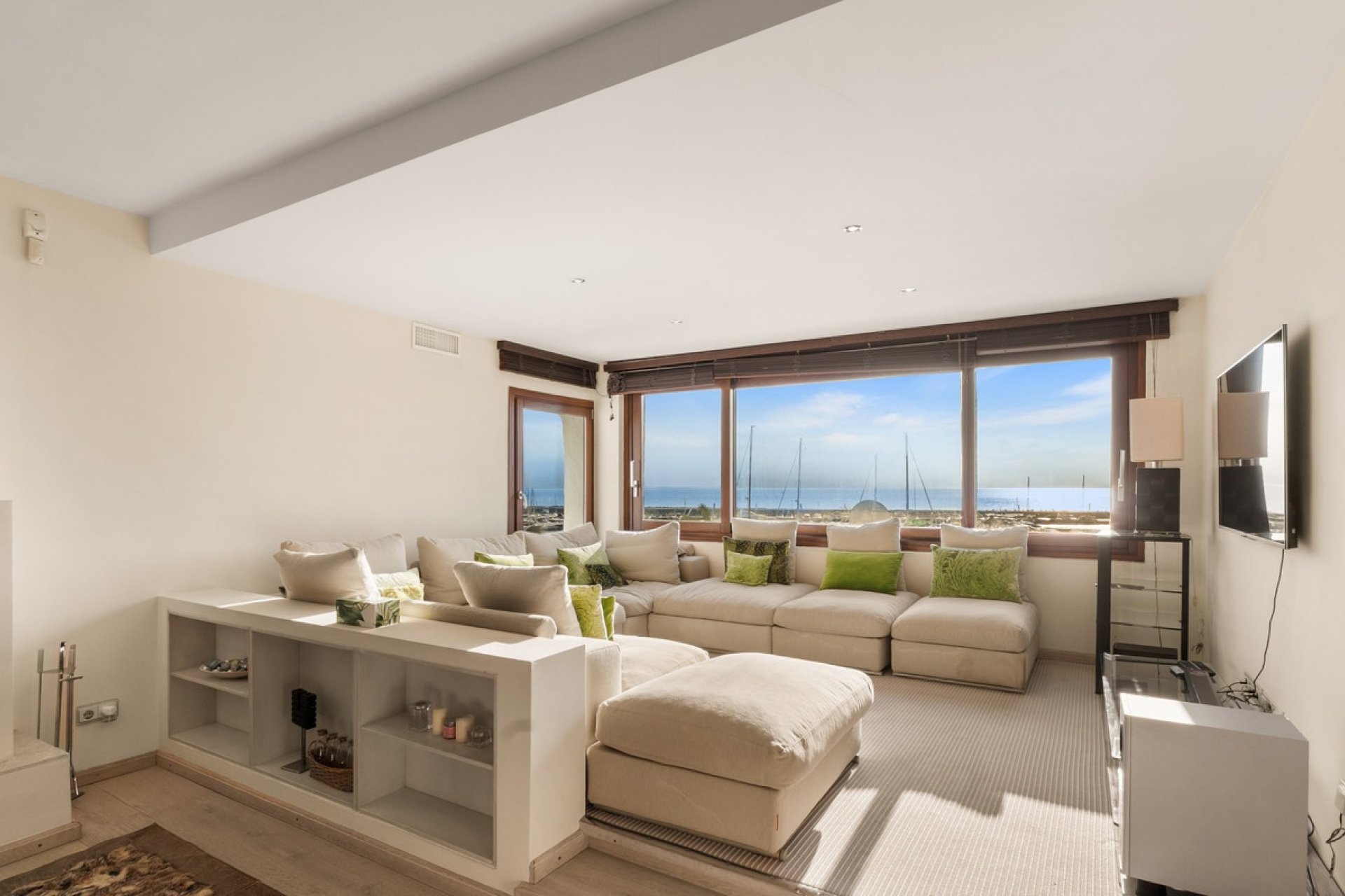 Resale - apartment - Marbella - Puerto Banús