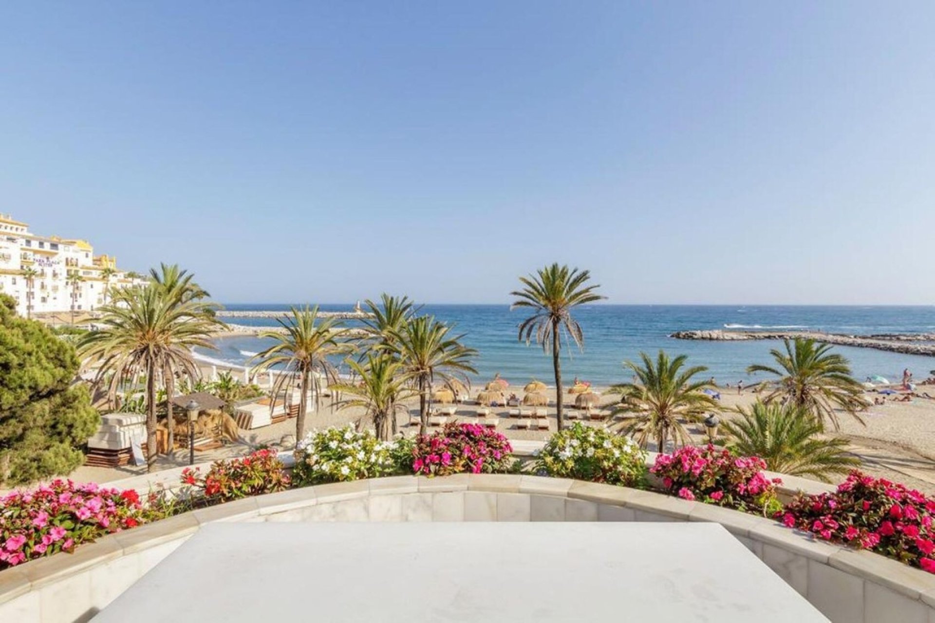 Resale - apartment - Marbella - Puerto Banús