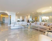 Resale - apartment - Marbella - Puerto Banús