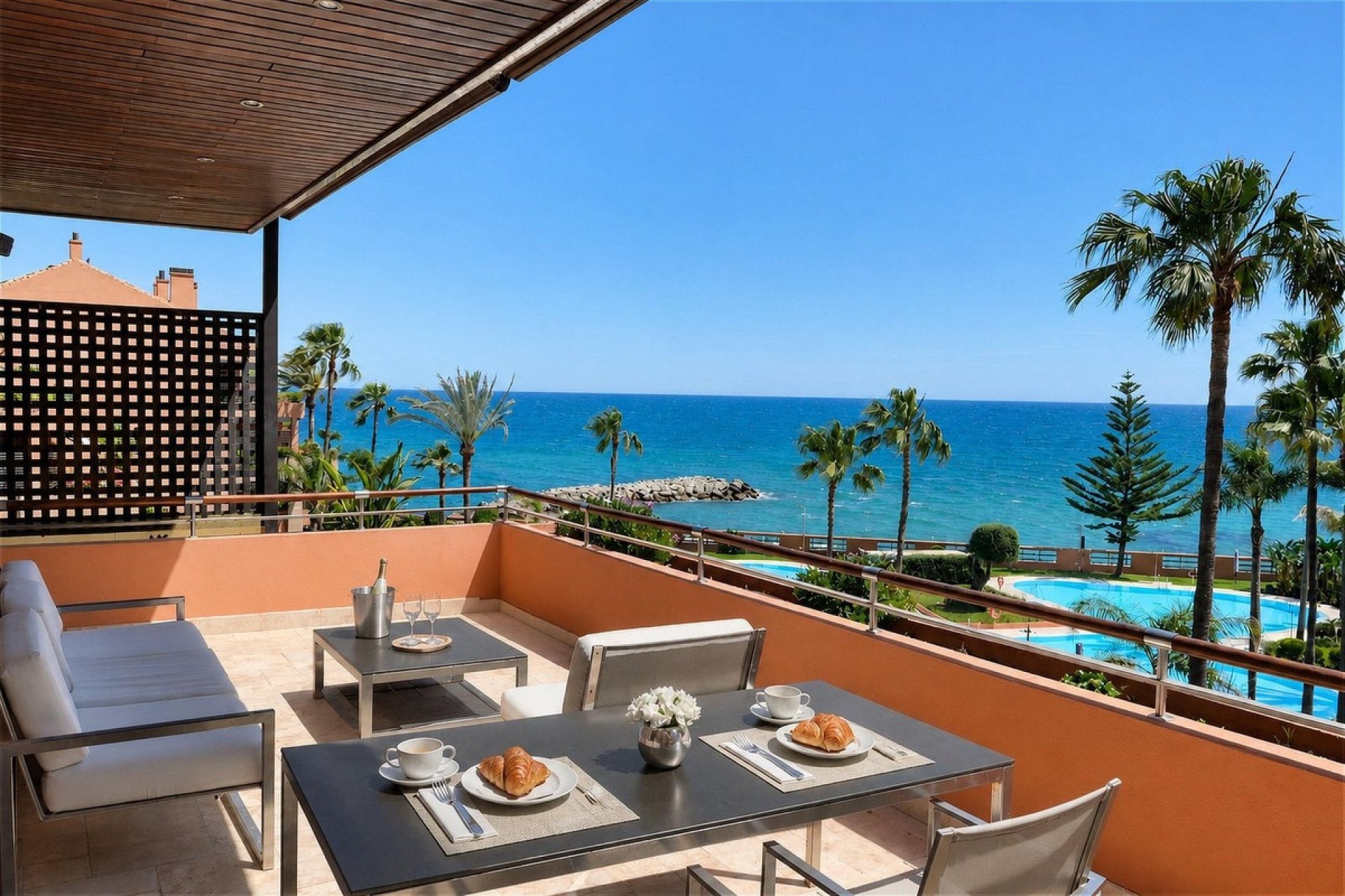 Resale - apartment - Marbella - Puerto Banús