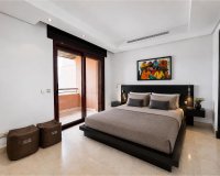 Resale - apartment - Marbella - Puerto Banús