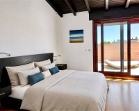Resale - apartment - Marbella - Puerto Banús
