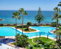 Resale - apartment - Marbella - Puerto Banús