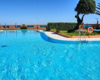 Resale - apartment - Marbella - Puerto Banús