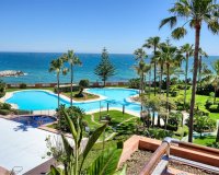 Resale - apartment - Marbella - Puerto Banús