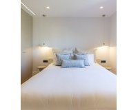 Resale - apartment - Marbella - Puerto Banús