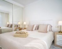 Resale - apartment - Marbella - Puerto Banús