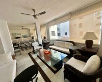 Resale - apartment - Marbella - Puerto Banús
