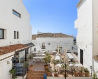 Resale - apartment - Marbella - Puerto Banús