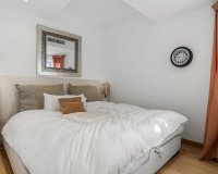 Resale - apartment - Marbella - Puerto Banús