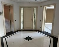 Resale - apartment - Marbella - Puerto Banús
