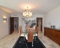Resale - apartment - Marbella - Puerto Banús