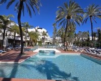 Resale - apartment - Marbella - Puerto Banús