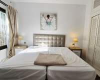 Resale - apartment - Marbella - Puerto Banús