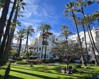 Resale - apartment - Marbella - Puerto Banús