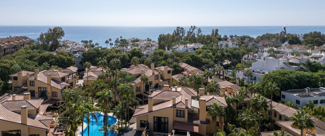 Resale - apartment - Marbella - Puerto Banús