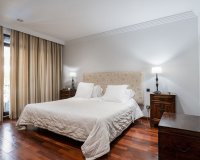 Resale - apartment - Marbella - Puerto Banús