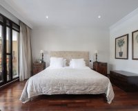 Resale - apartment - Marbella - Puerto Banús