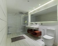 Resale - apartment - Marbella - Puerto Banús