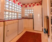 Resale - apartment - Marbella - Puerto Banús
