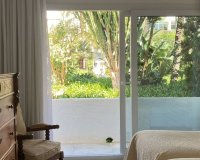 Resale - apartment - Marbella - Puerto Banús