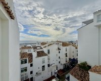 Resale - apartment - Marbella - Puerto Banús