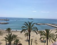 Resale - apartment - Marbella - Puerto Banús