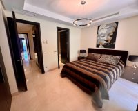 Resale - apartment - Marbella - Puerto Banús
